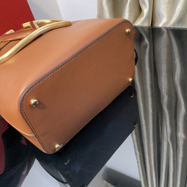 SuperVee - Image 5