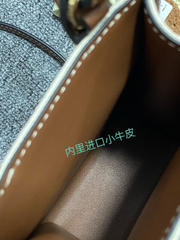 Pocket Tote - Image 3