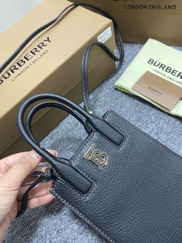 Pocket Tote - Image 3