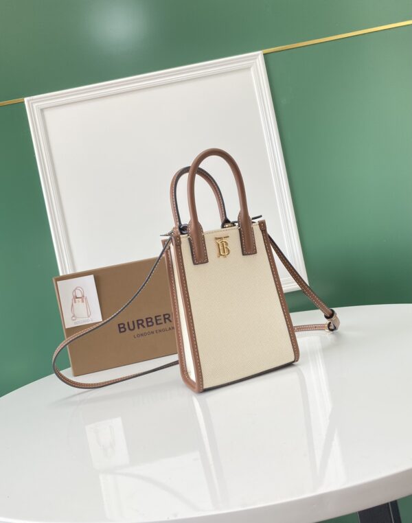 Pocket Tote - Image 3