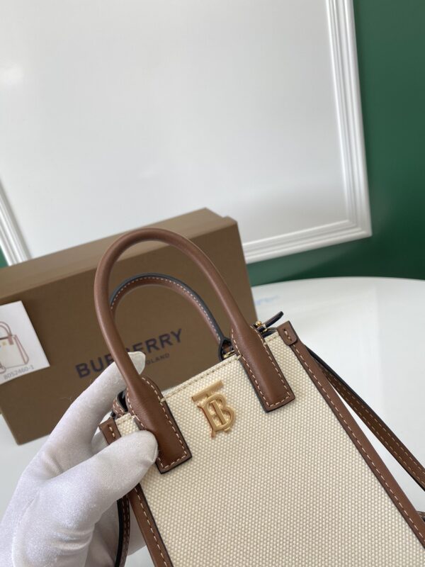 Pocket Tote - Image 5