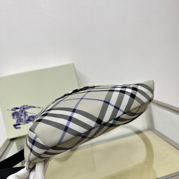 Belt Bag - Burberry - Image 5