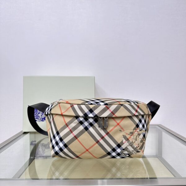 Belt Bag - Burberry
