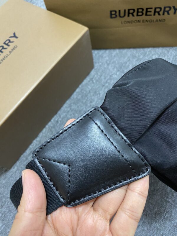 Belt Bag - Burberry - Image 4