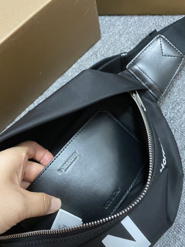 Belt Bag - Burberry - Image 6