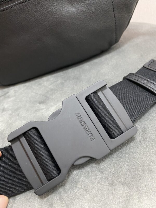 Belt Bag - Burberry - Image 2