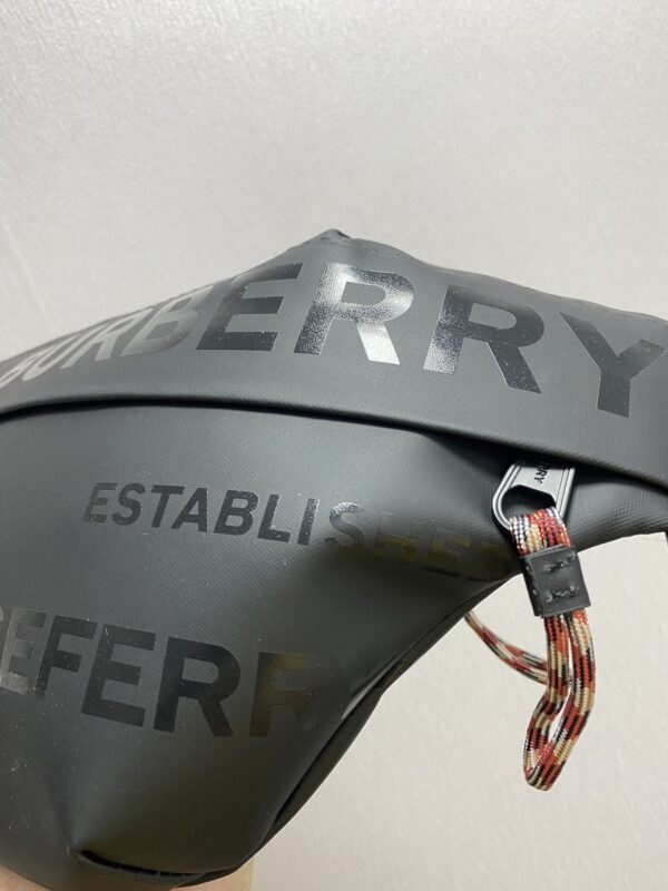 Belt Bag - Burberry - Image 8