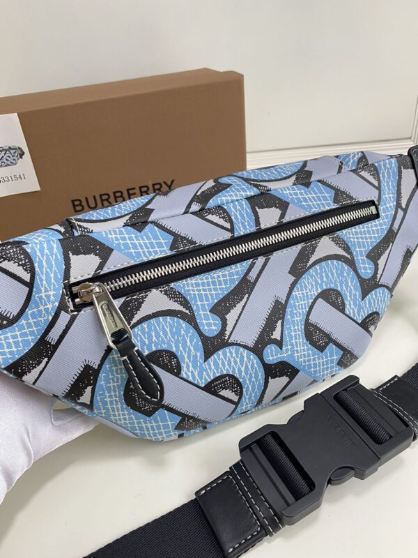 Belt Bag - Burberry - Image 4