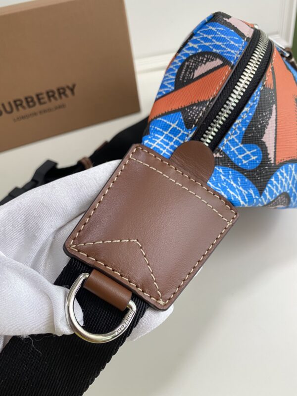 Belt Bag - Burberry - Image 5
