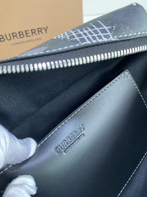 Belt Bag - Burberry - Image 4