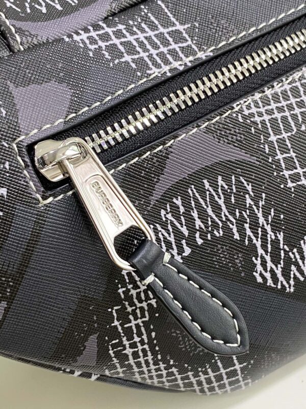 Belt Bag - Burberry - Image 7