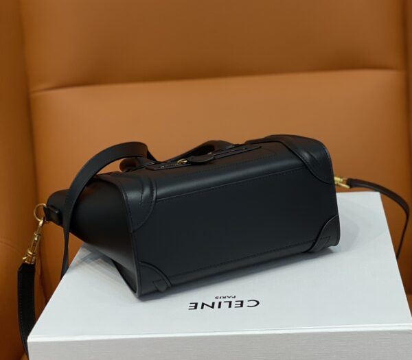 Luggage - Image 5