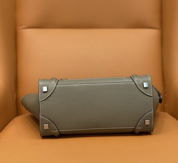 Luggage - Image 5