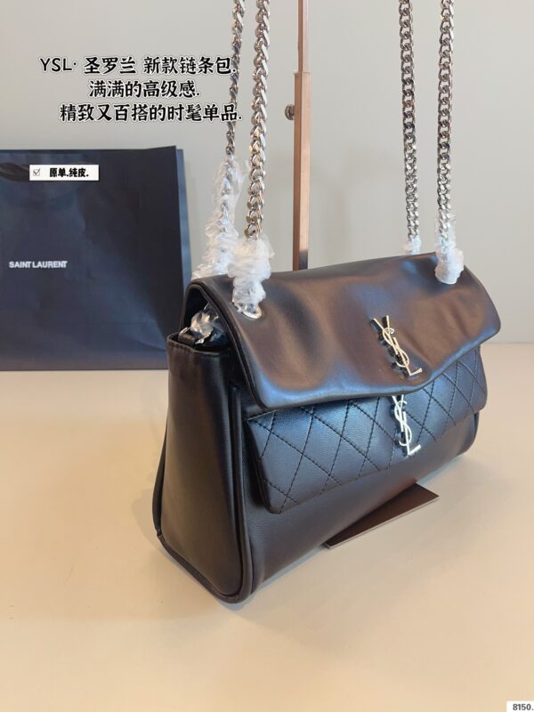 Loulou - Image 4