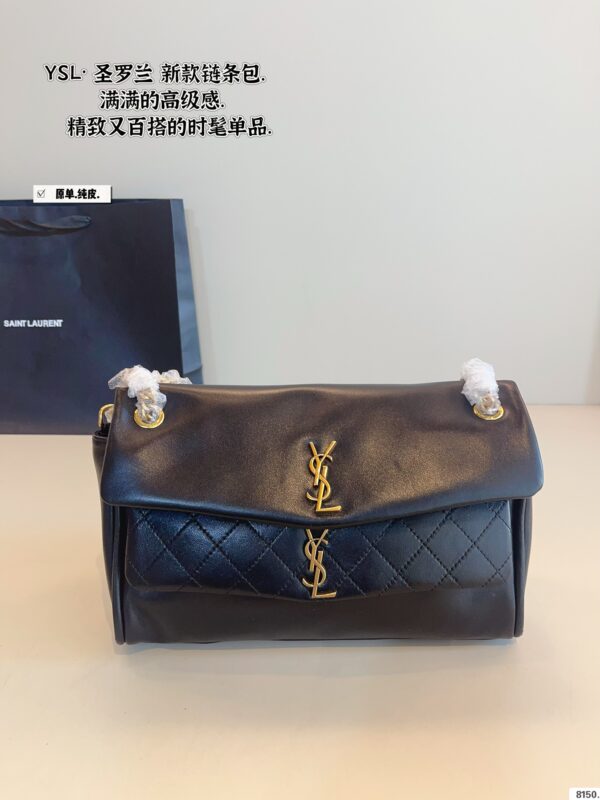 Loulou - Image 9