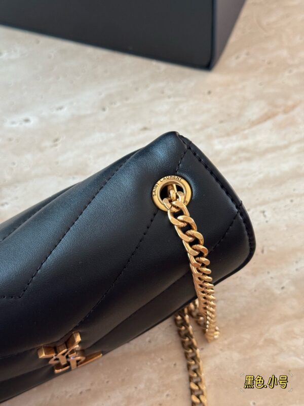 Loulou - Image 2