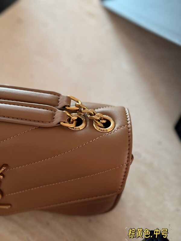 Loulou - Image 3