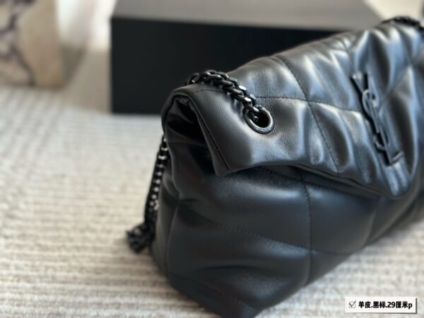 Loulou - Image 5