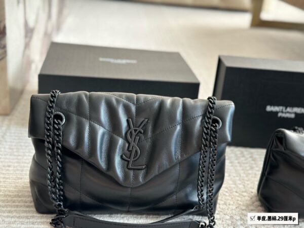 Loulou - Image 6