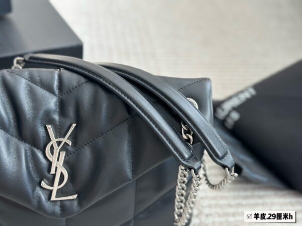 Loulou - Image 2