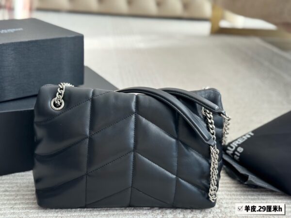 Loulou - Image 4