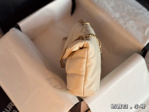 Loulou - Image 5