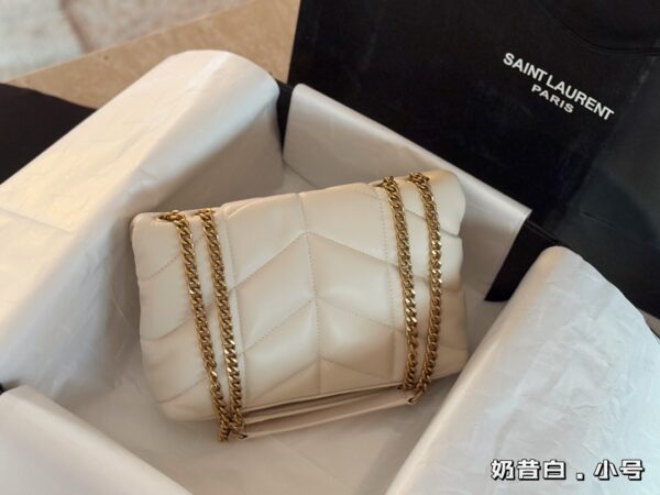Loulou - Image 6