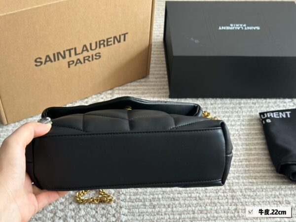 Loulou - Image 4
