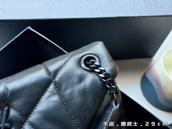 Loulou - Image 4