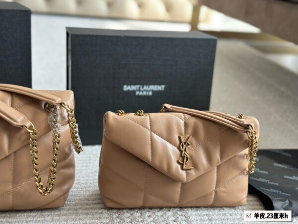 Loulou - Image 8