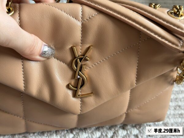 Loulou - Image 9