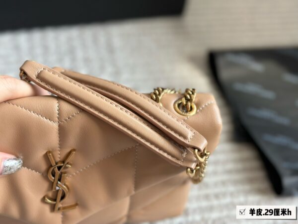 Loulou - Image 2