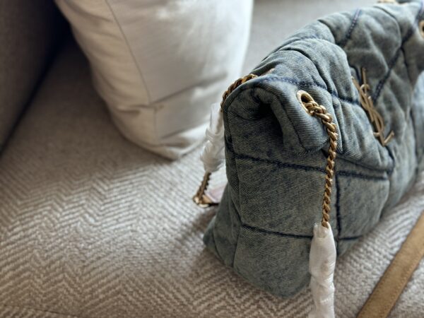 Loulou - Image 8