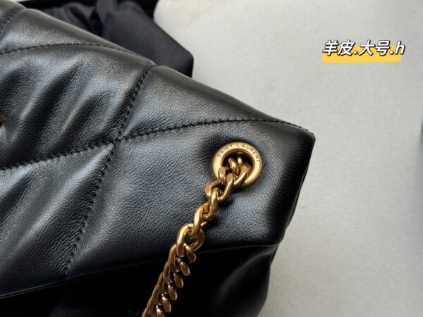 Loulou - Image 6