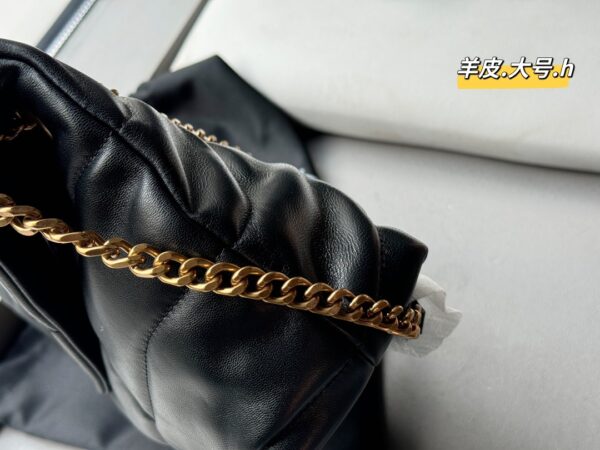 Loulou - Image 7