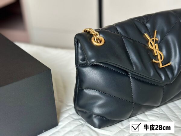 Loulou - Image 7