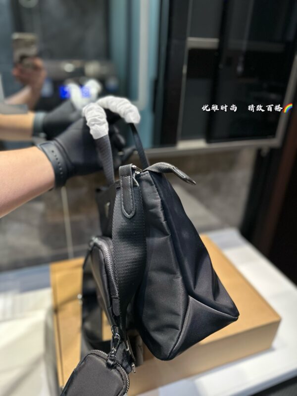 Double Tote - Image 9