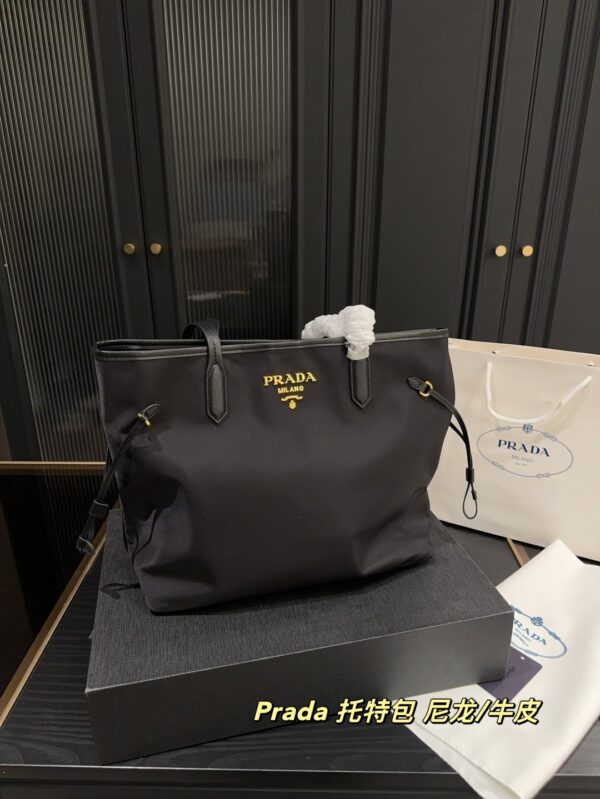 Double Tote