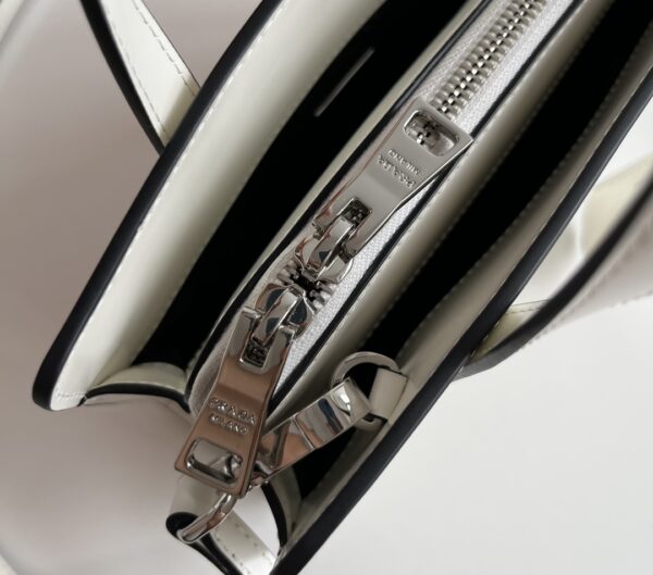 Re-Edition - Image 4