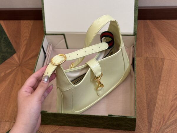 Jackie - Image 3