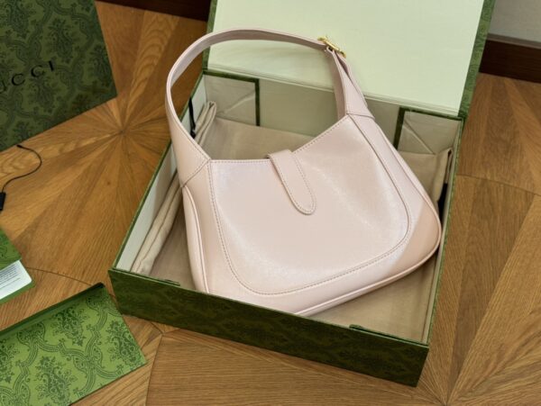 Jackie - Image 4