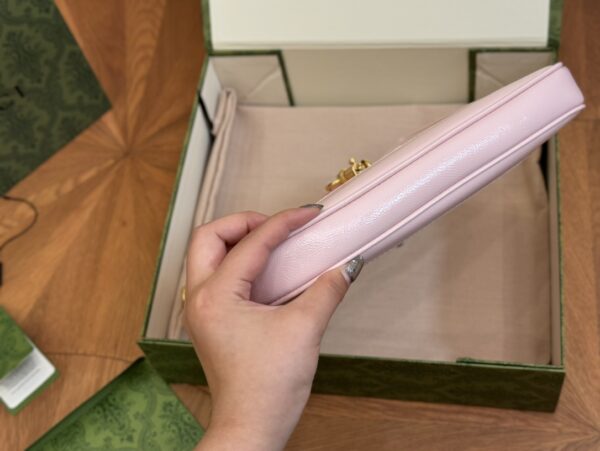 Jackie - Image 5