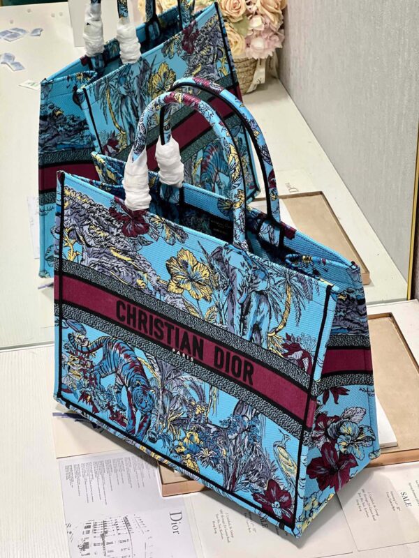 Book Tote - Image 3