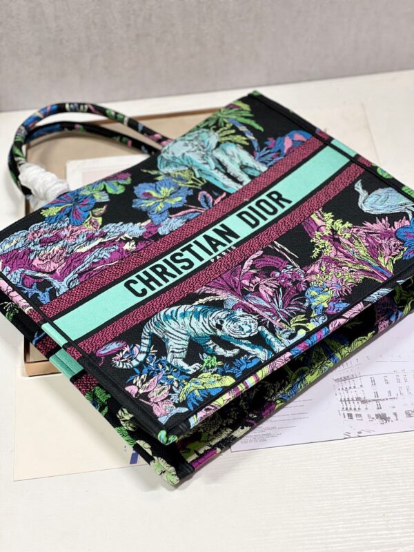 Book Tote - Image 4