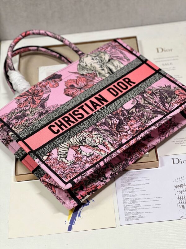 Book Tote - Image 8