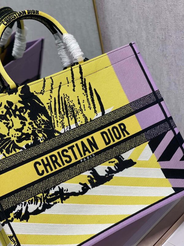 Book Tote - Image 4