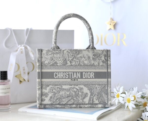 Book Tote - Image 7