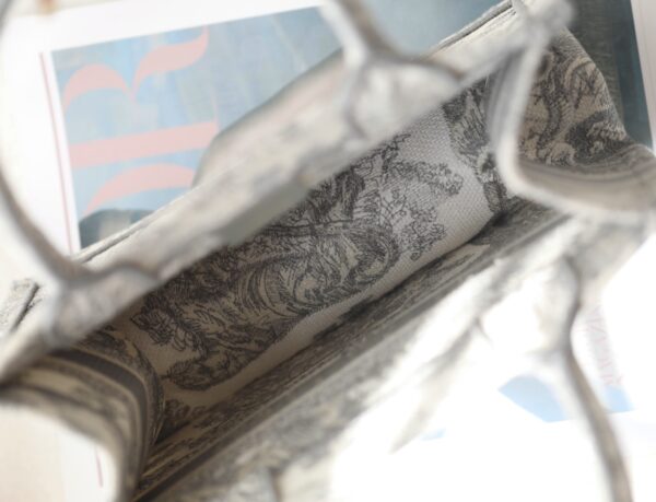 Book Tote - Image 4