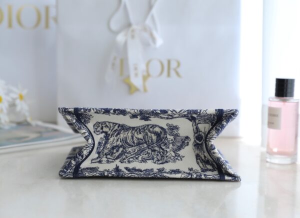 Book Tote - Image 7