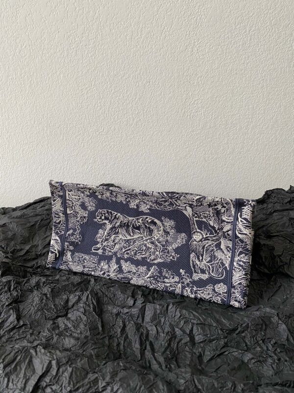 Book Tote - Image 4